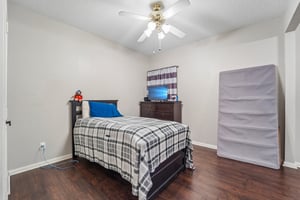 Piney Woods Dr-S1709-023.jpg
