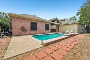 Piney Woods Dr-S1709-051.jpg