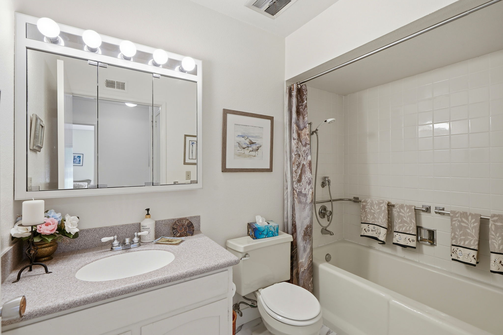 024_F8_2424 Tice Creek Dr 3