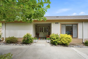 001_F8_2424 Tice Creek Dr 3