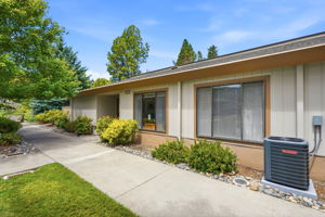 002_F8_2424 Tice Creek Dr 3