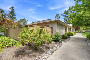 030_F8_2424 Tice Creek Dr 3