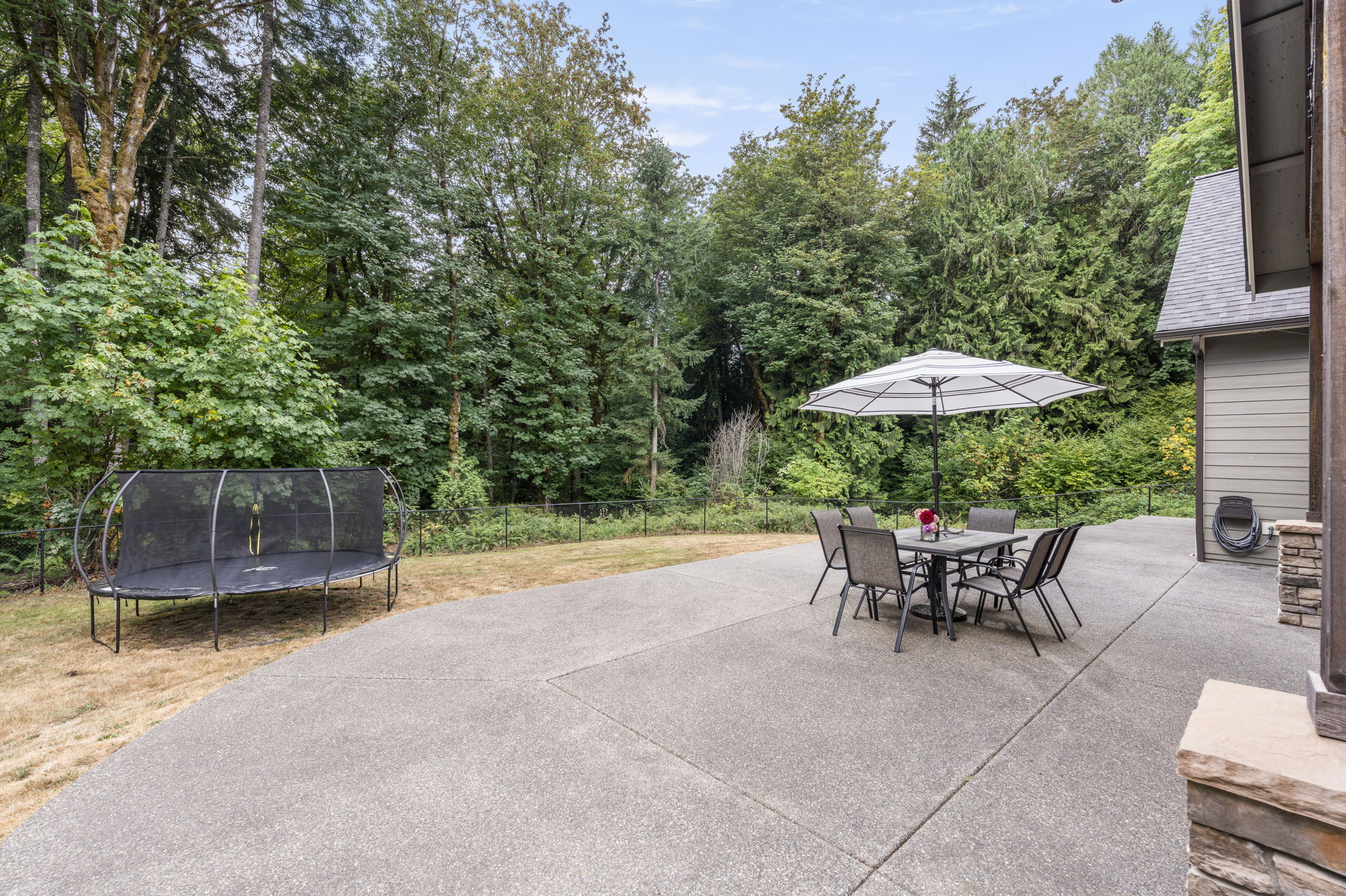  Photo 36