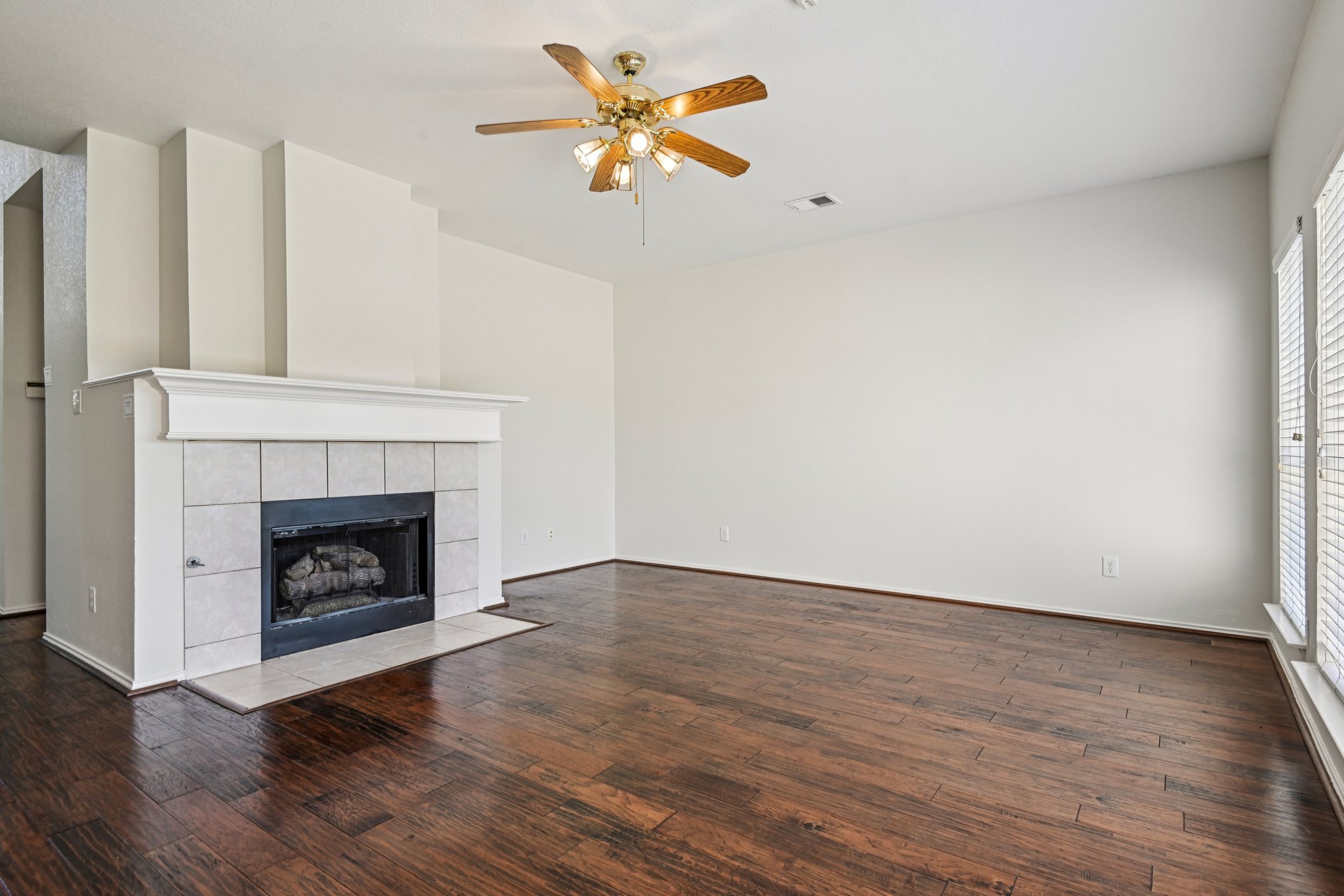 Brycewood Ln-S2407-011.jpg