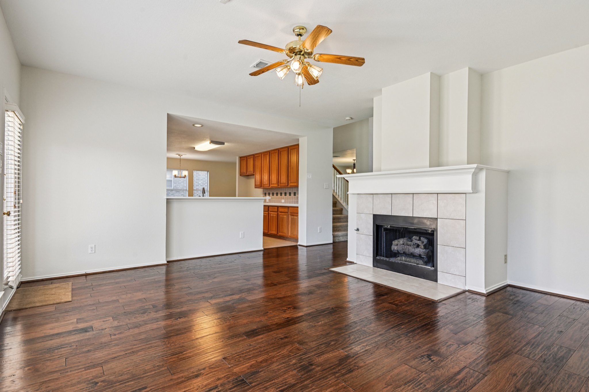 Brycewood Ln-S2407-012.jpg