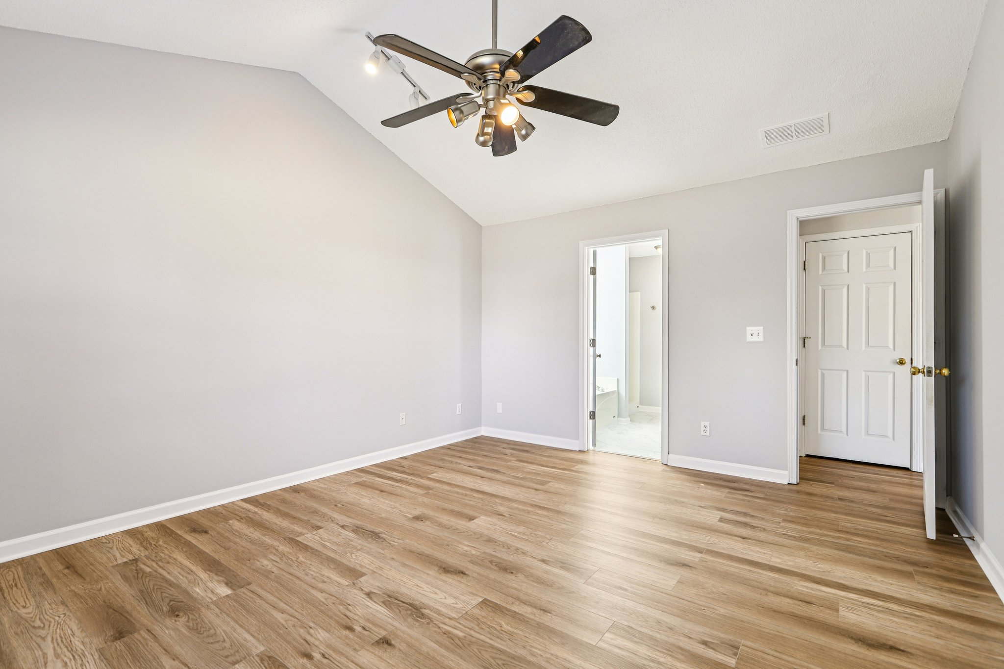 Fort Daniels Dr-S1911-009.jpg