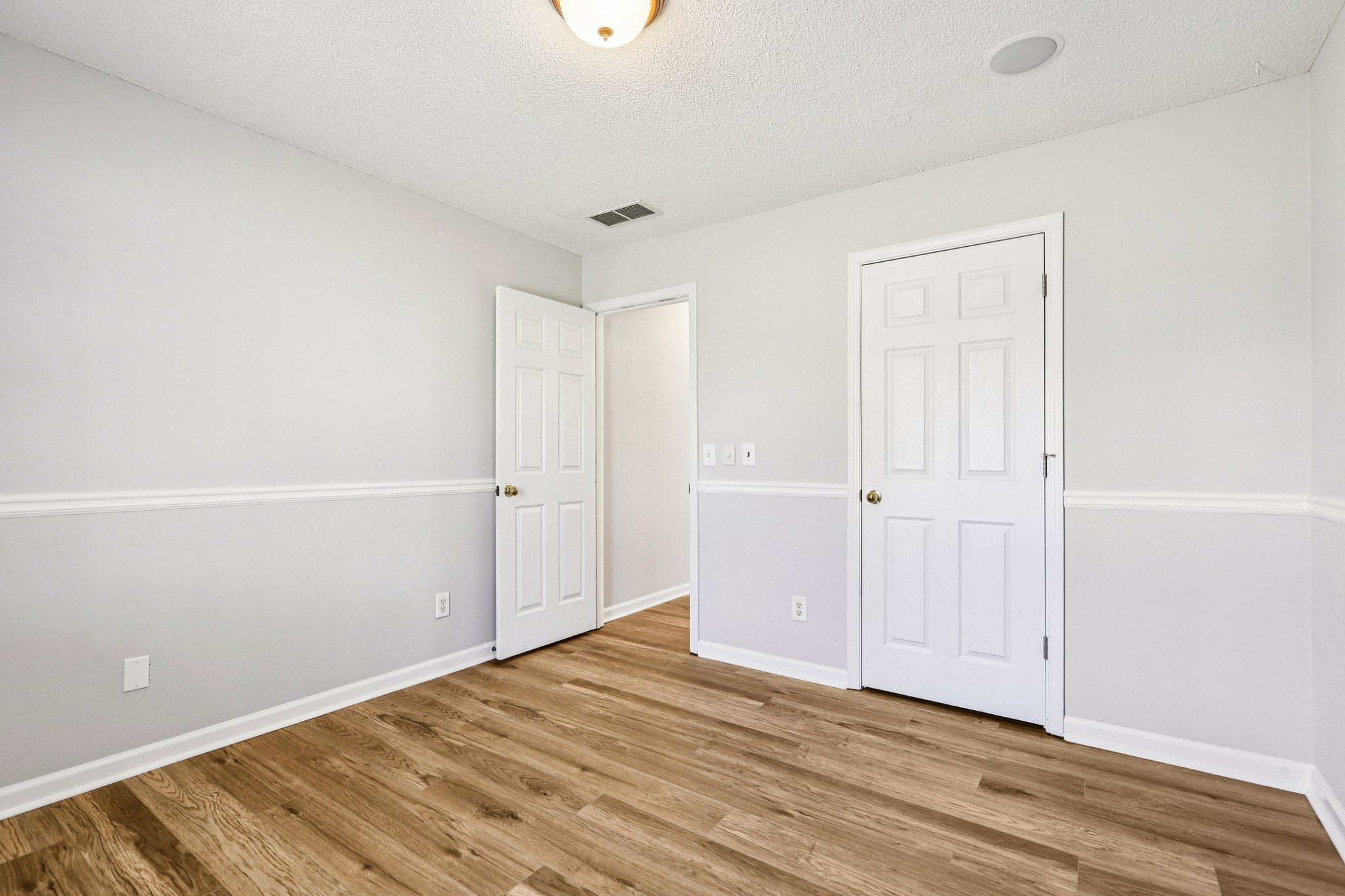 Fort Daniels Dr-S1911-020.jpg