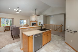 10-Kitchen