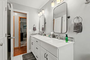  Photo 23
