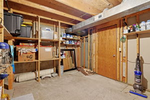  Photo 35