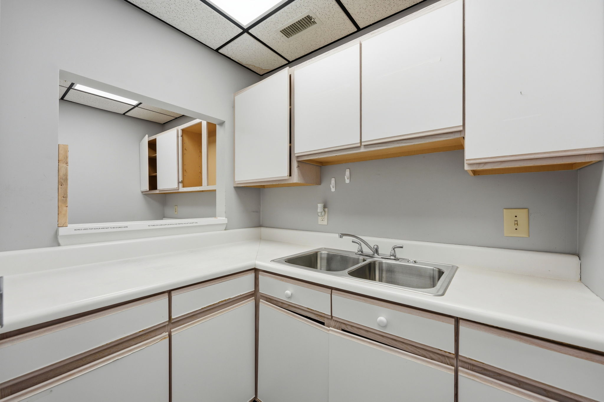  Photo 31