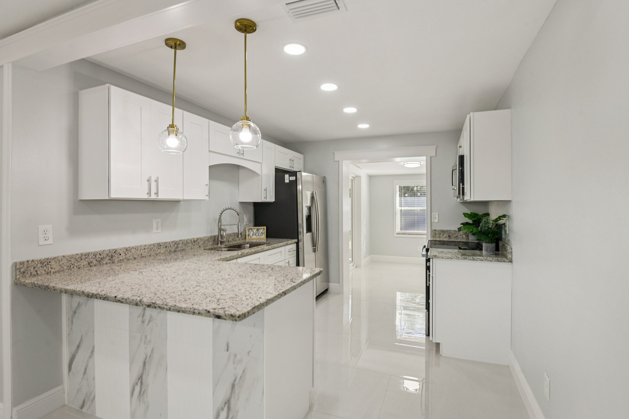 S Ramona Cir-S0511-010.jpg