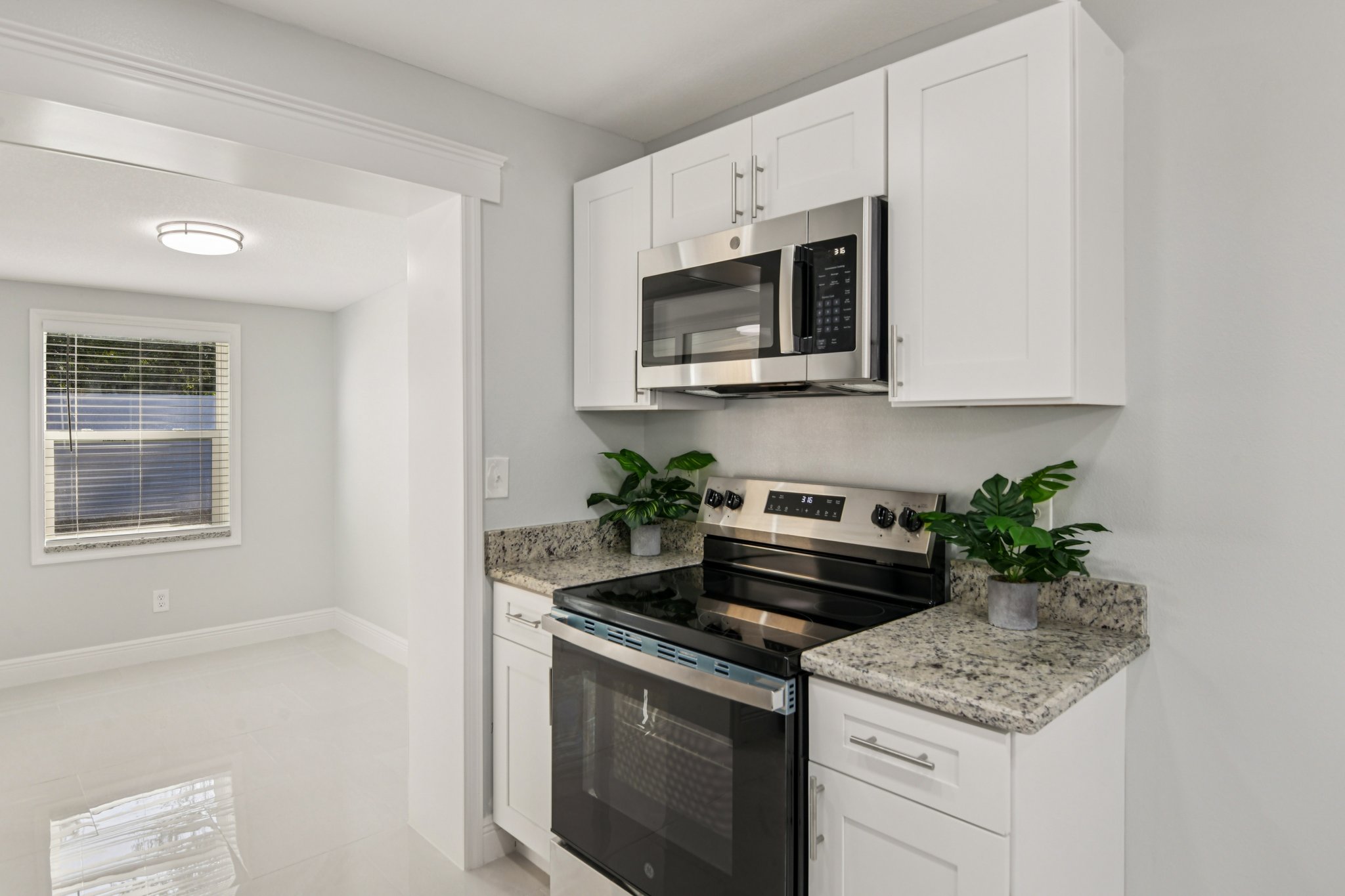 S Ramona Cir-S0511-012.jpg