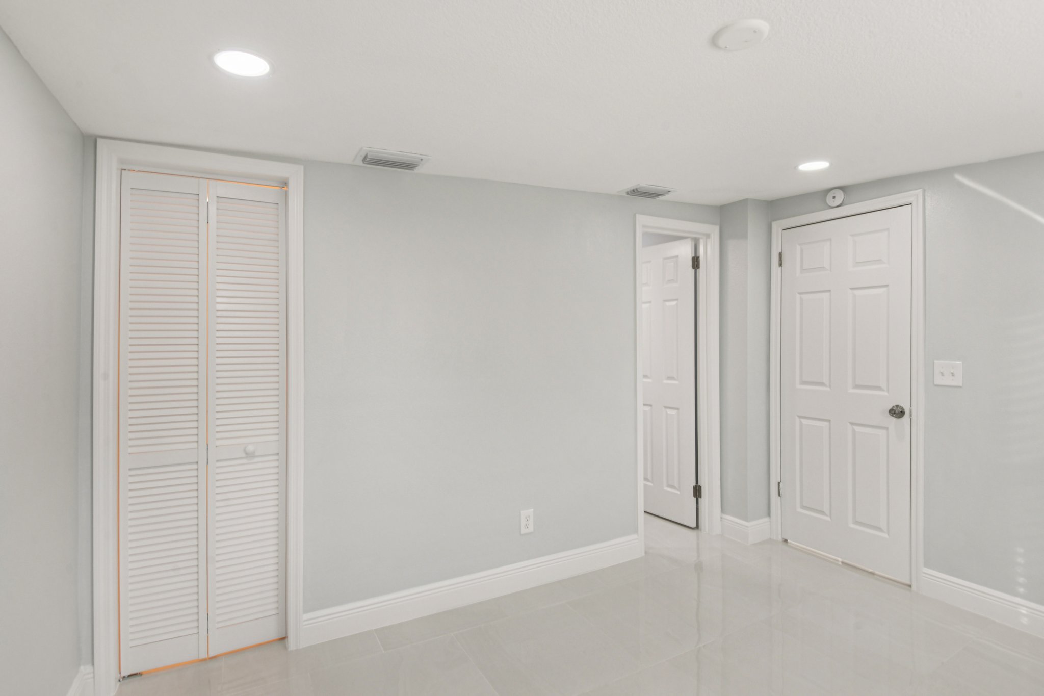 S Ramona Cir-S0511-018.jpg