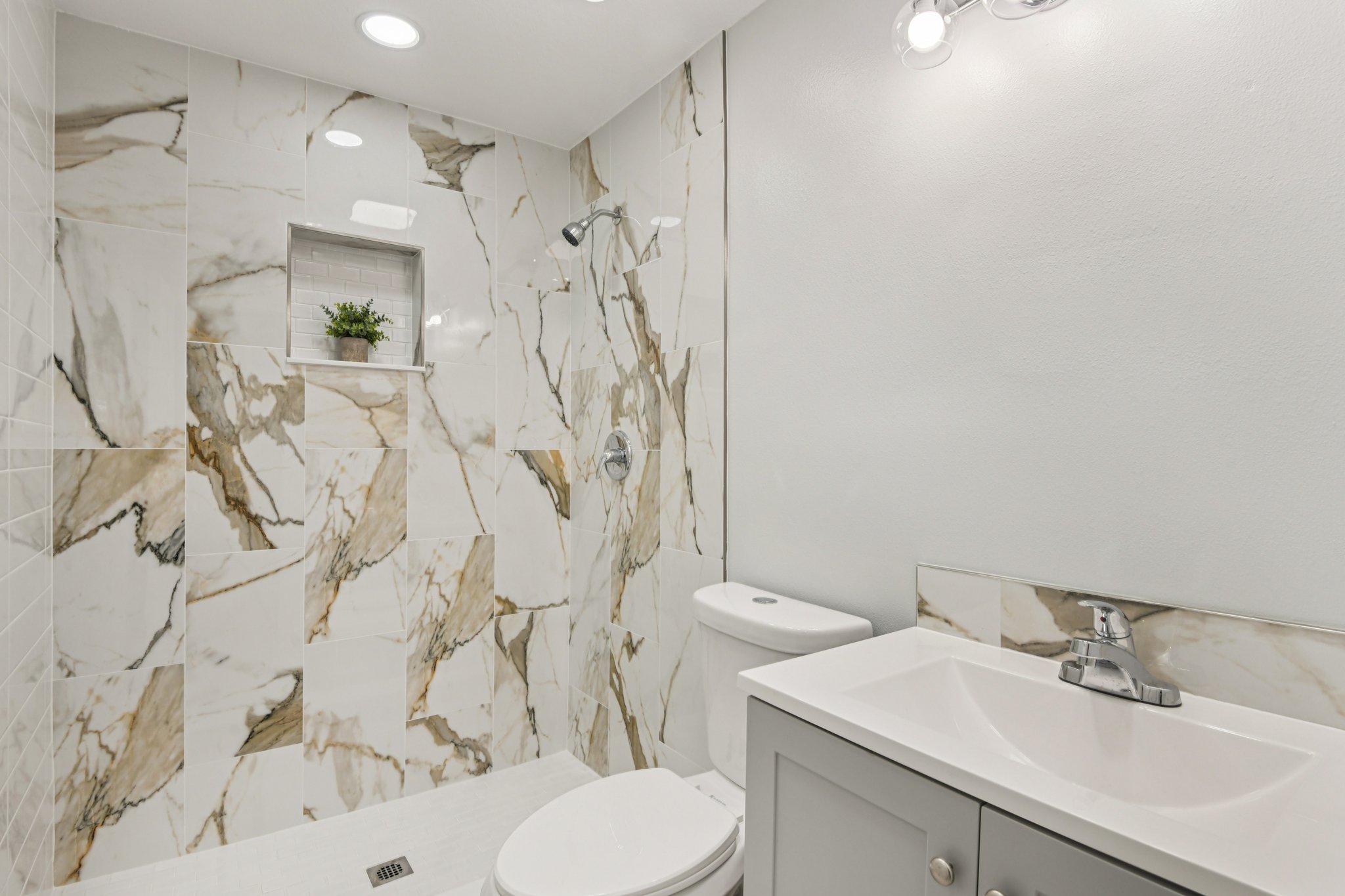 S Ramona Cir-S0511-025.jpg