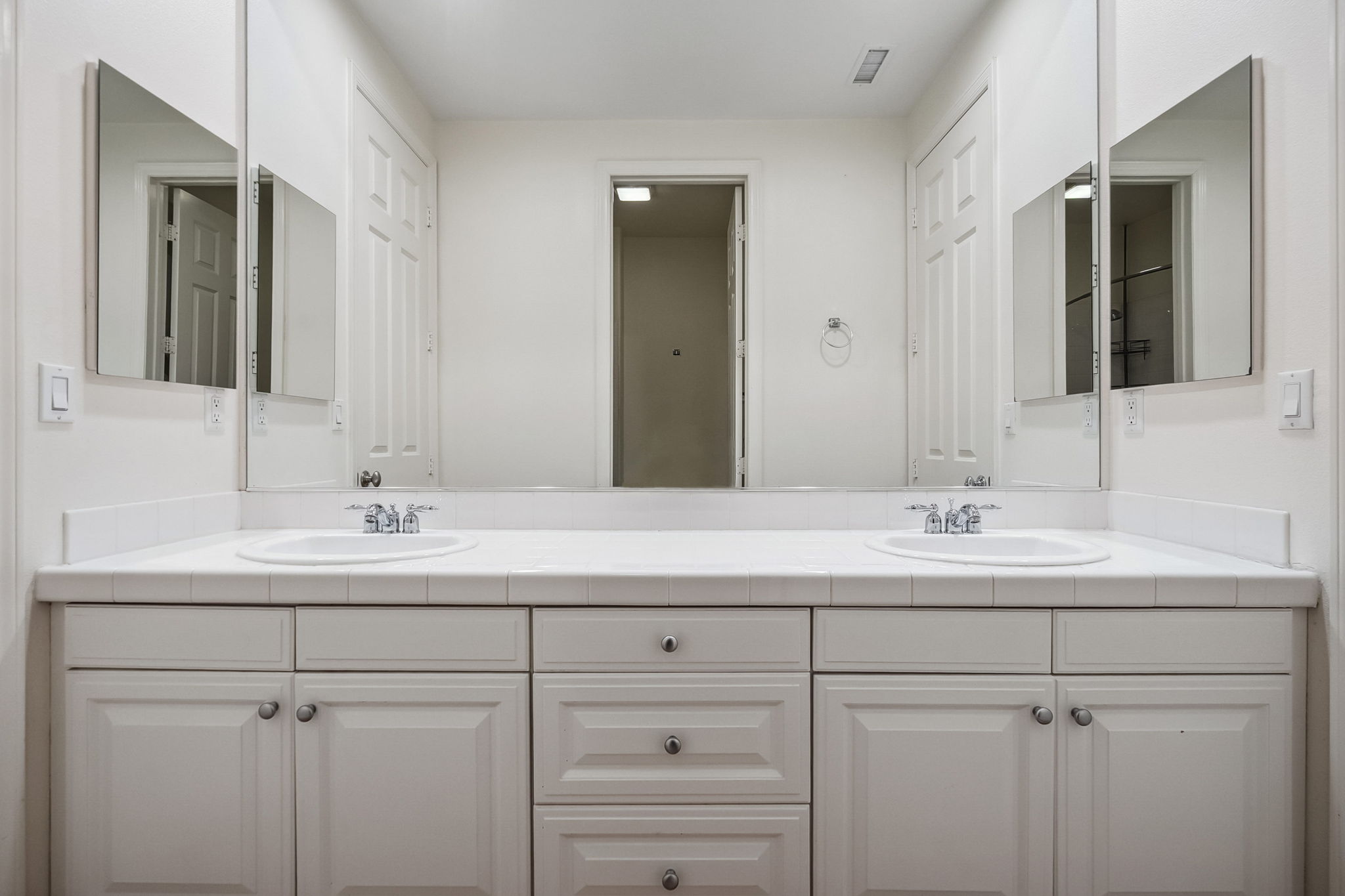 24275 Reyes Adobe Way-80