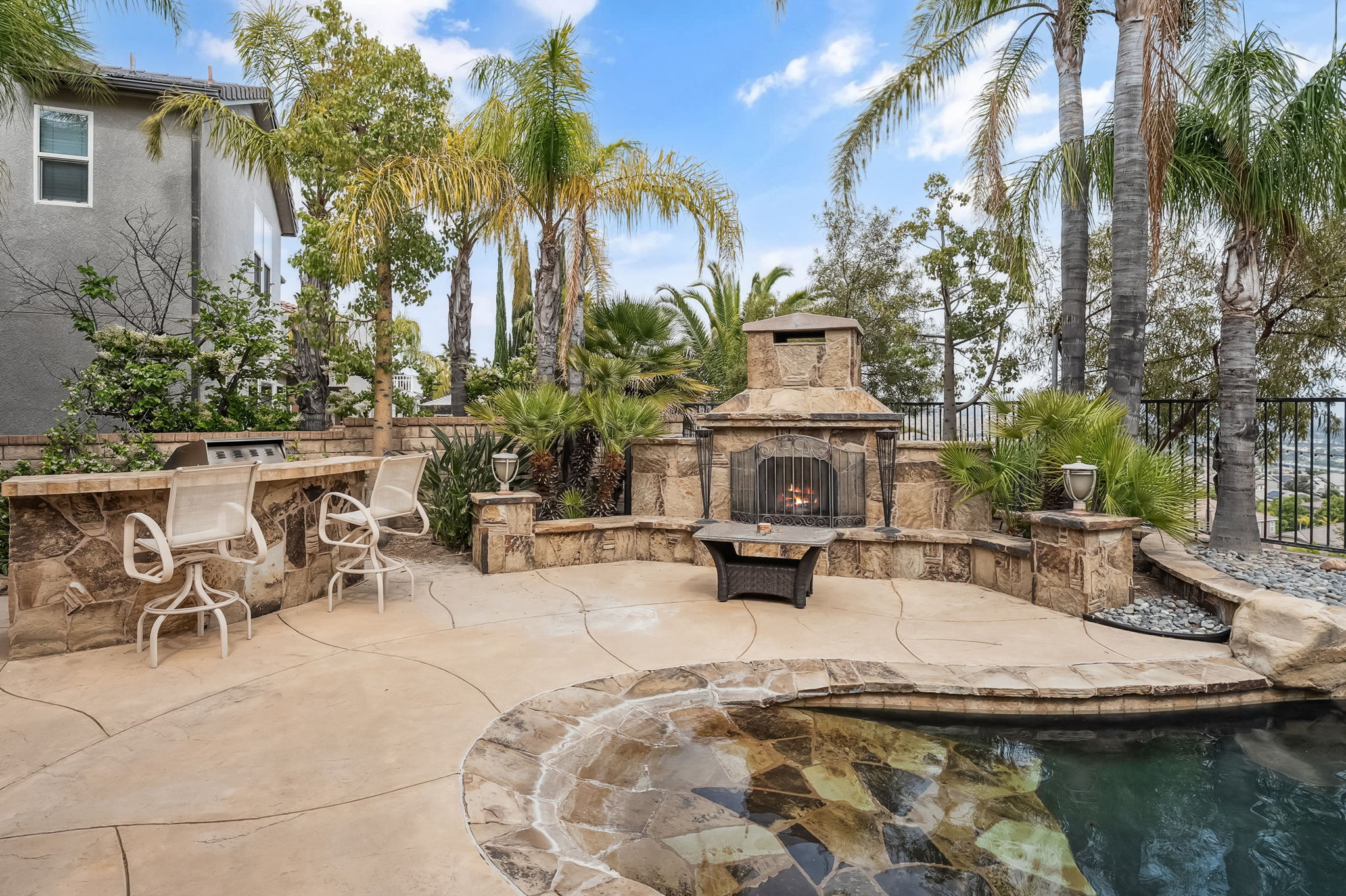 24275 Reyes Adobe Way-101