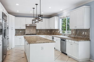 24275 Reyes Adobe Way-40