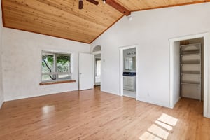 Hunt Rd-S0304-023.jpg