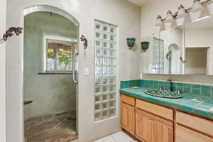 Hunt Rd-S0304-029.jpg