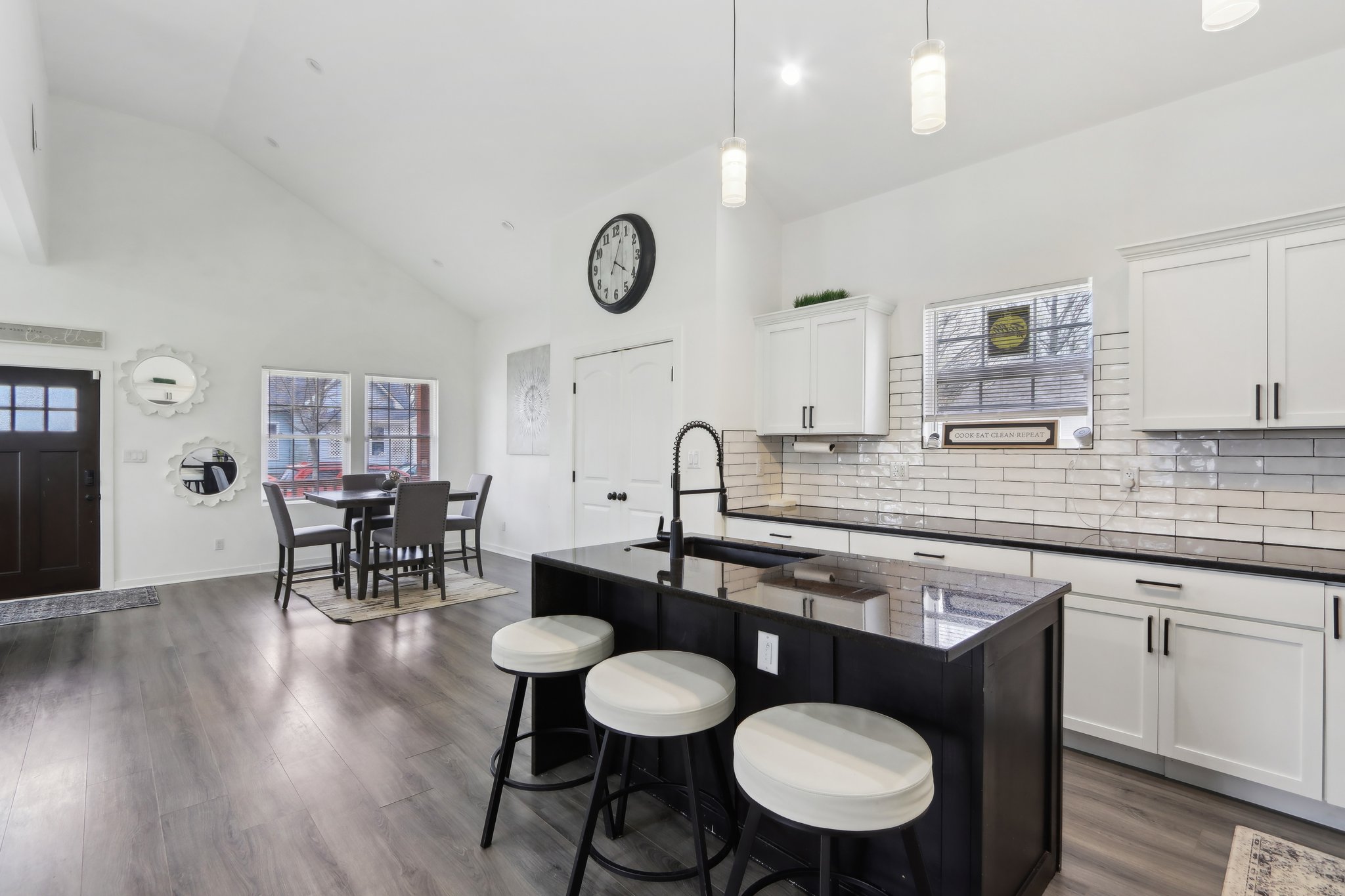 N Gale St-1404-013.jpg