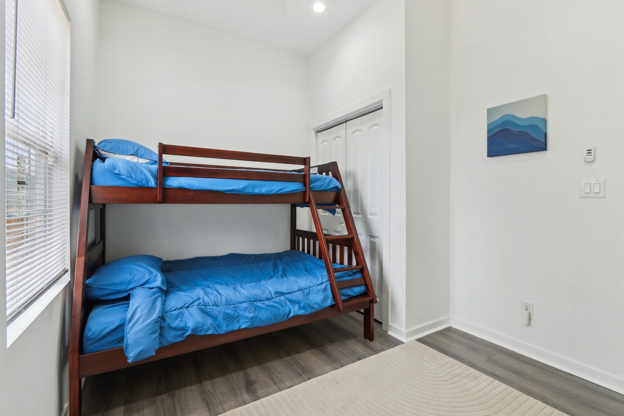 N Gale St-1404-020.jpg