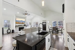 N Gale St-1404-012.jpg