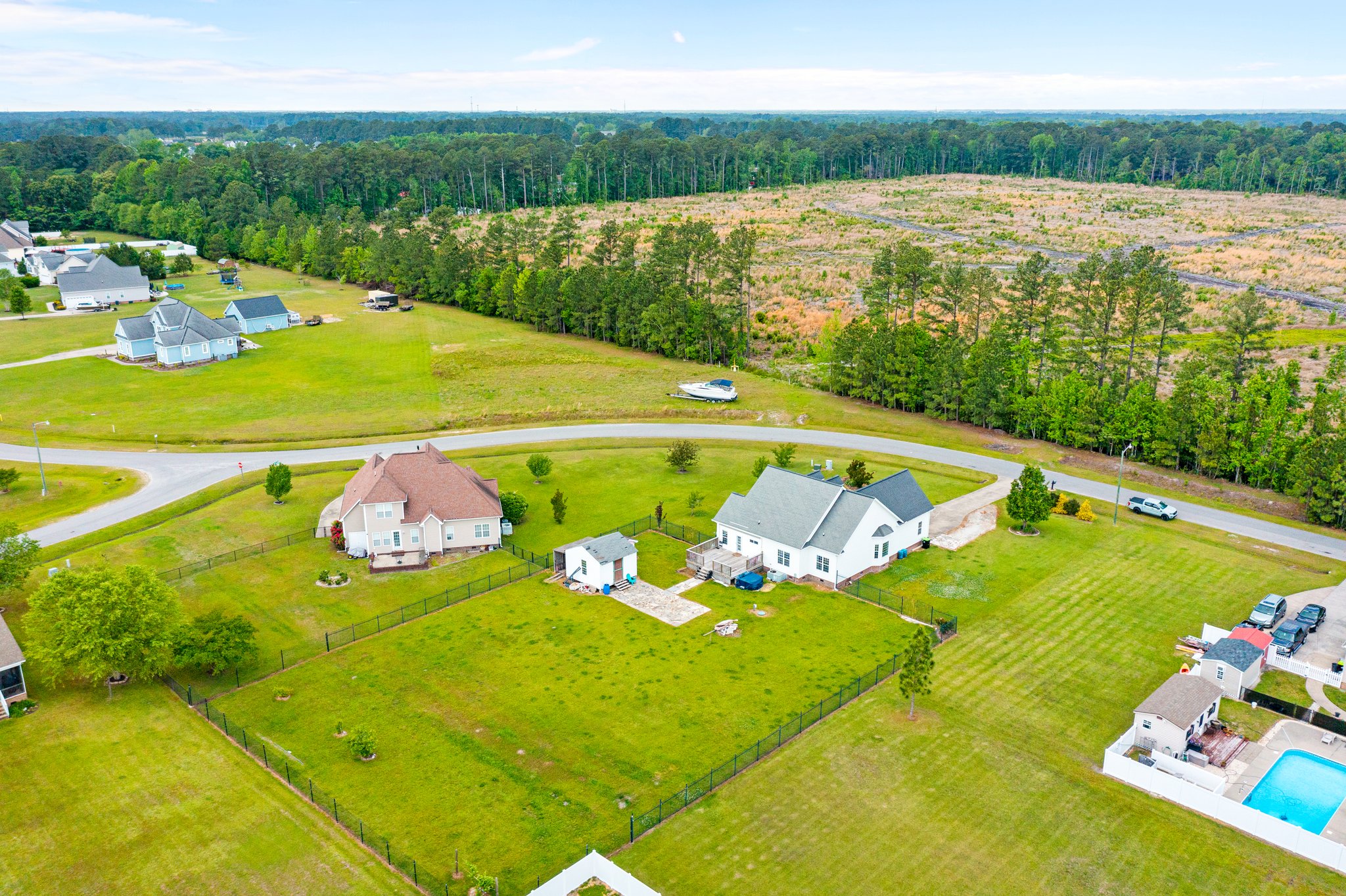 2428 Plumosa Dr, Grimesland, NC 27837, USA Photo 13