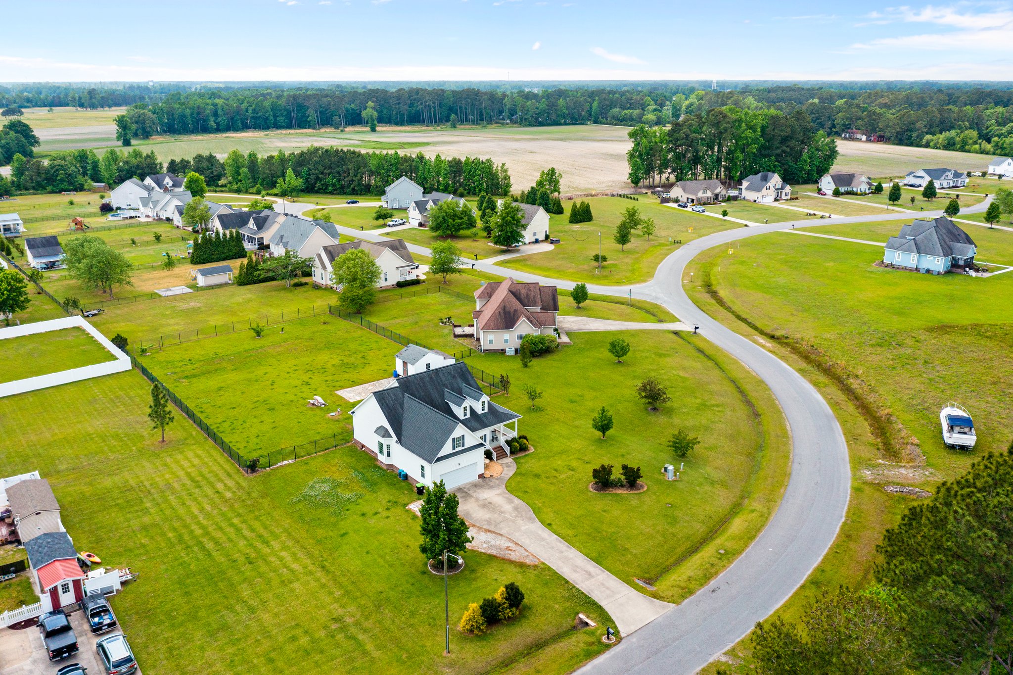 2428 Plumosa Dr, Grimesland, NC 27837, USA Photo 14