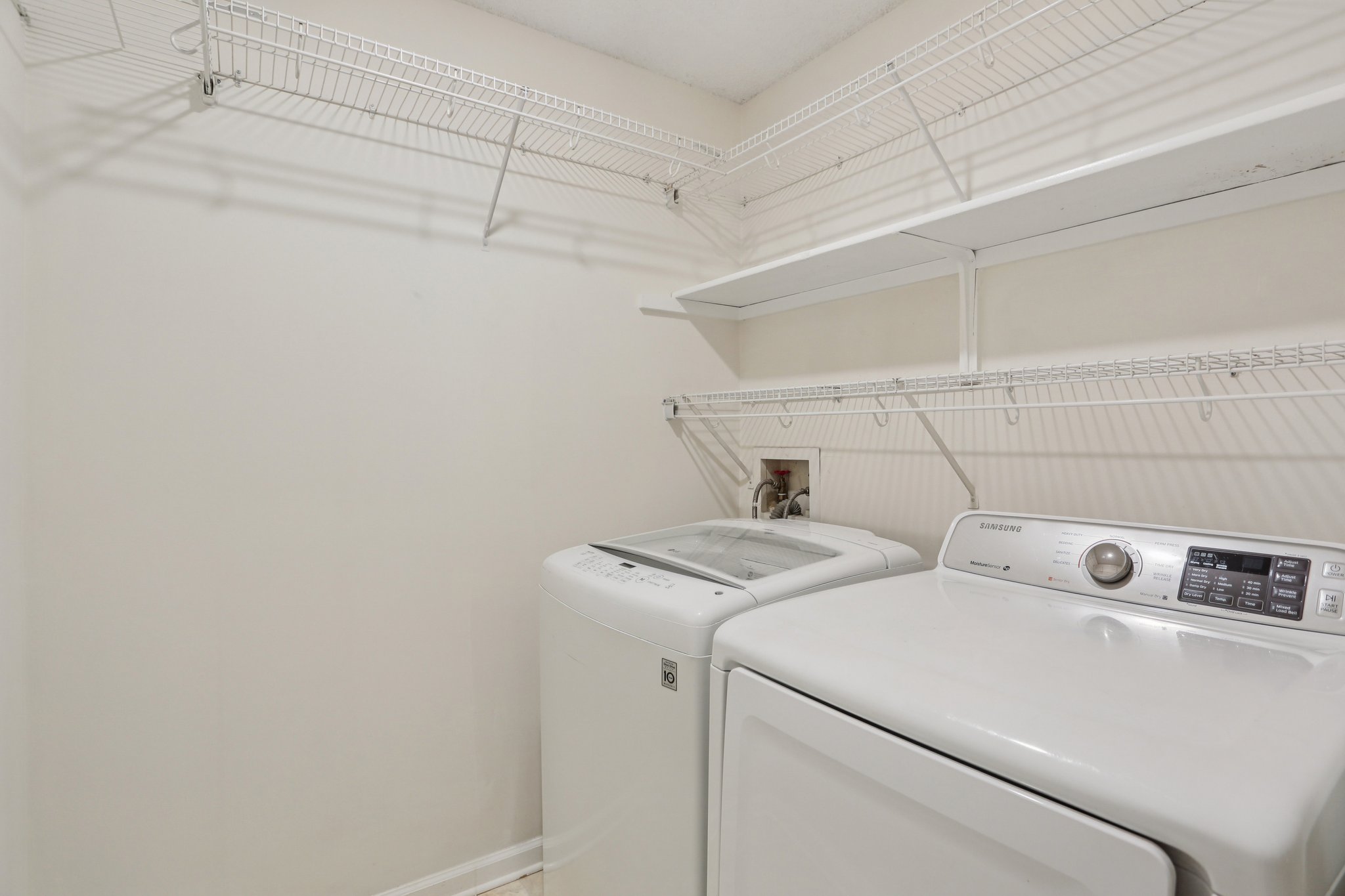 Kennedy Ct-S2502-014.jpg