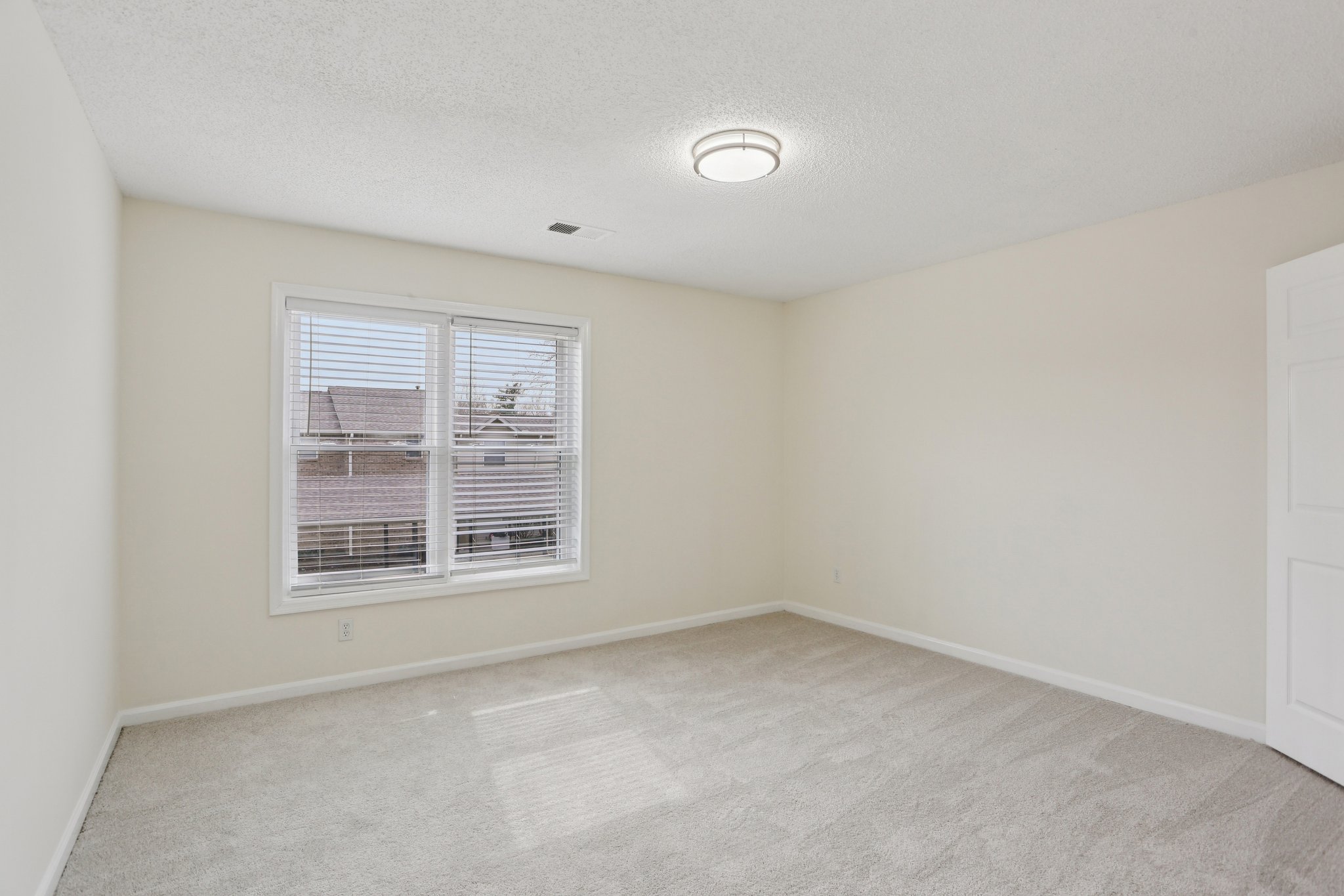 Kennedy Ct-S2502-025.jpg