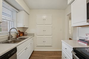 Kennedy Ct-S2502-012.jpg