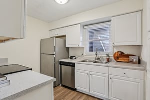 Kennedy Ct-S2502-013.jpg