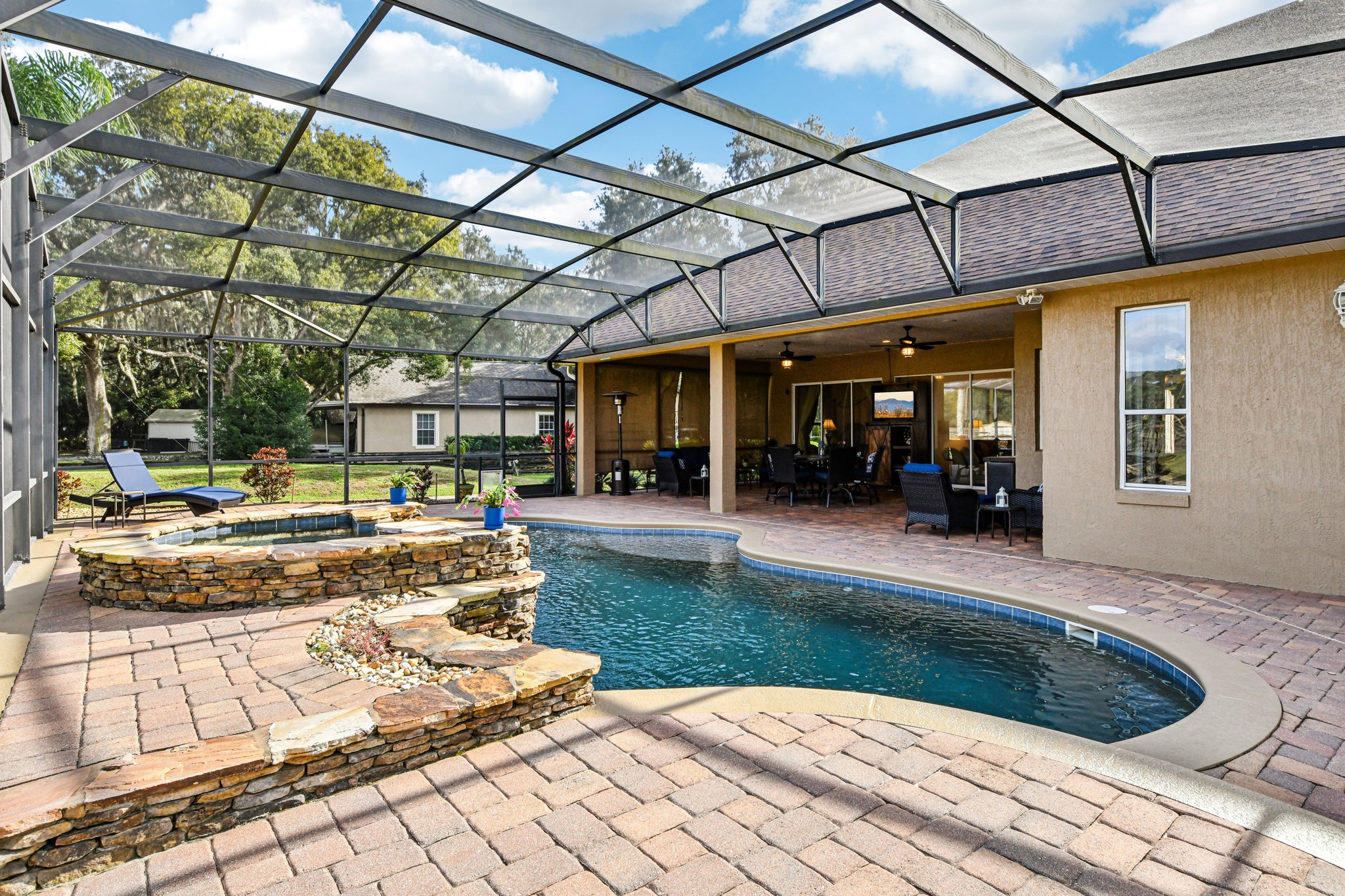 Clearview Rd-S1812-057.jpg