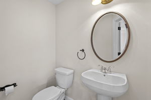  Photo 30