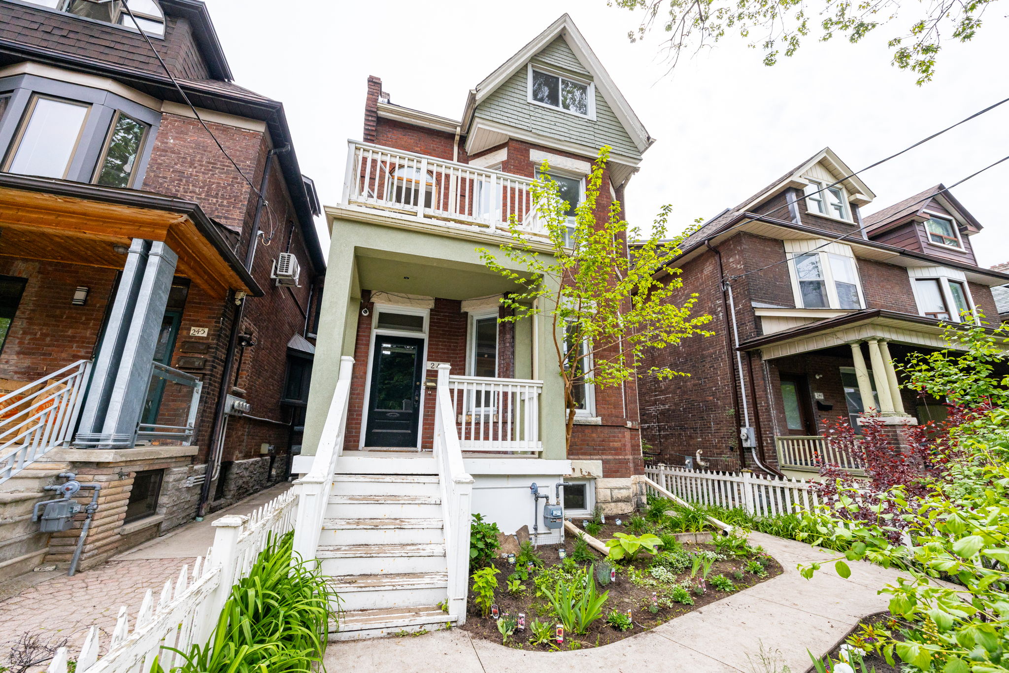 Toronto property showcase — delivered property photograph 2