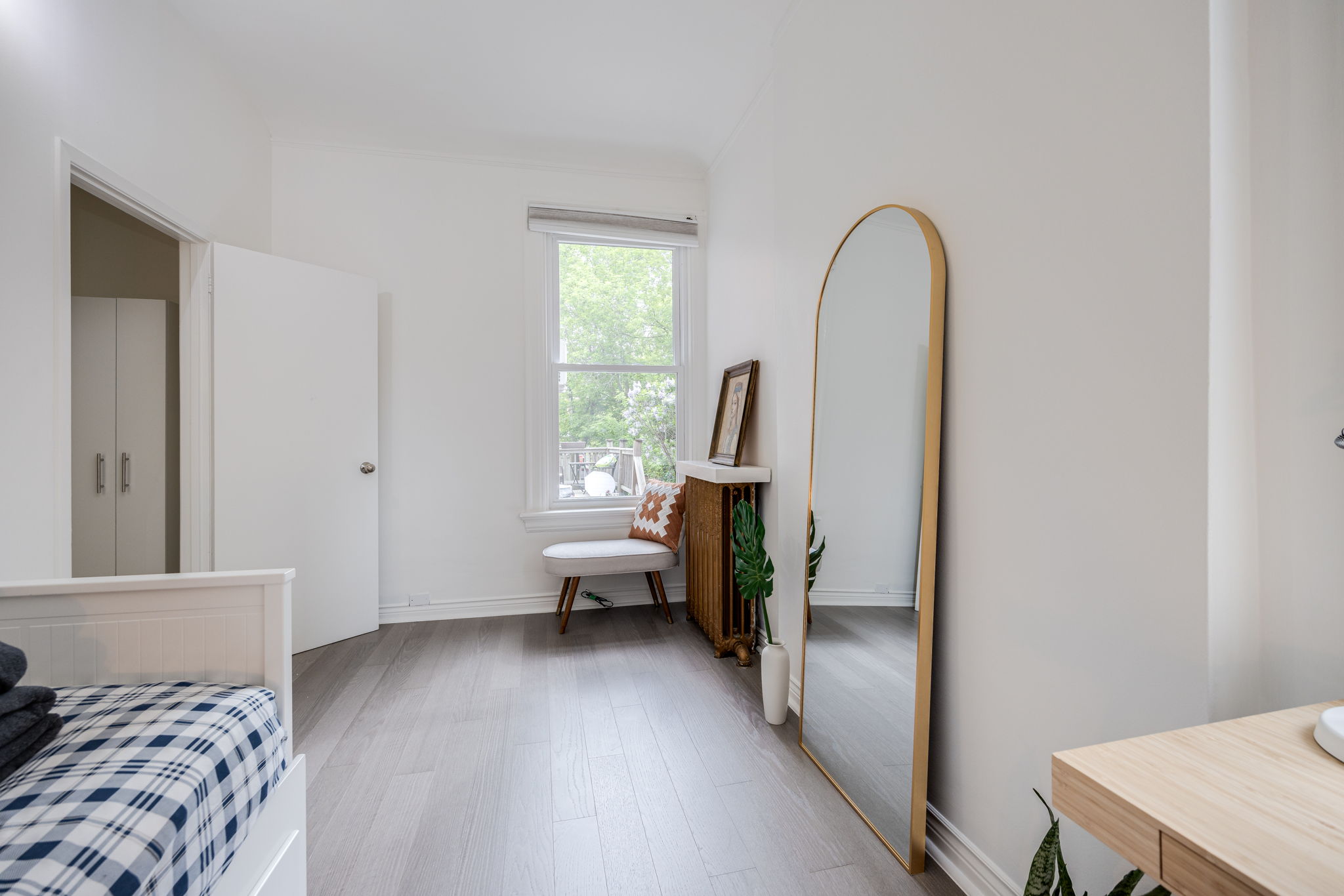 Toronto property showcase — delivered property photograph 11
