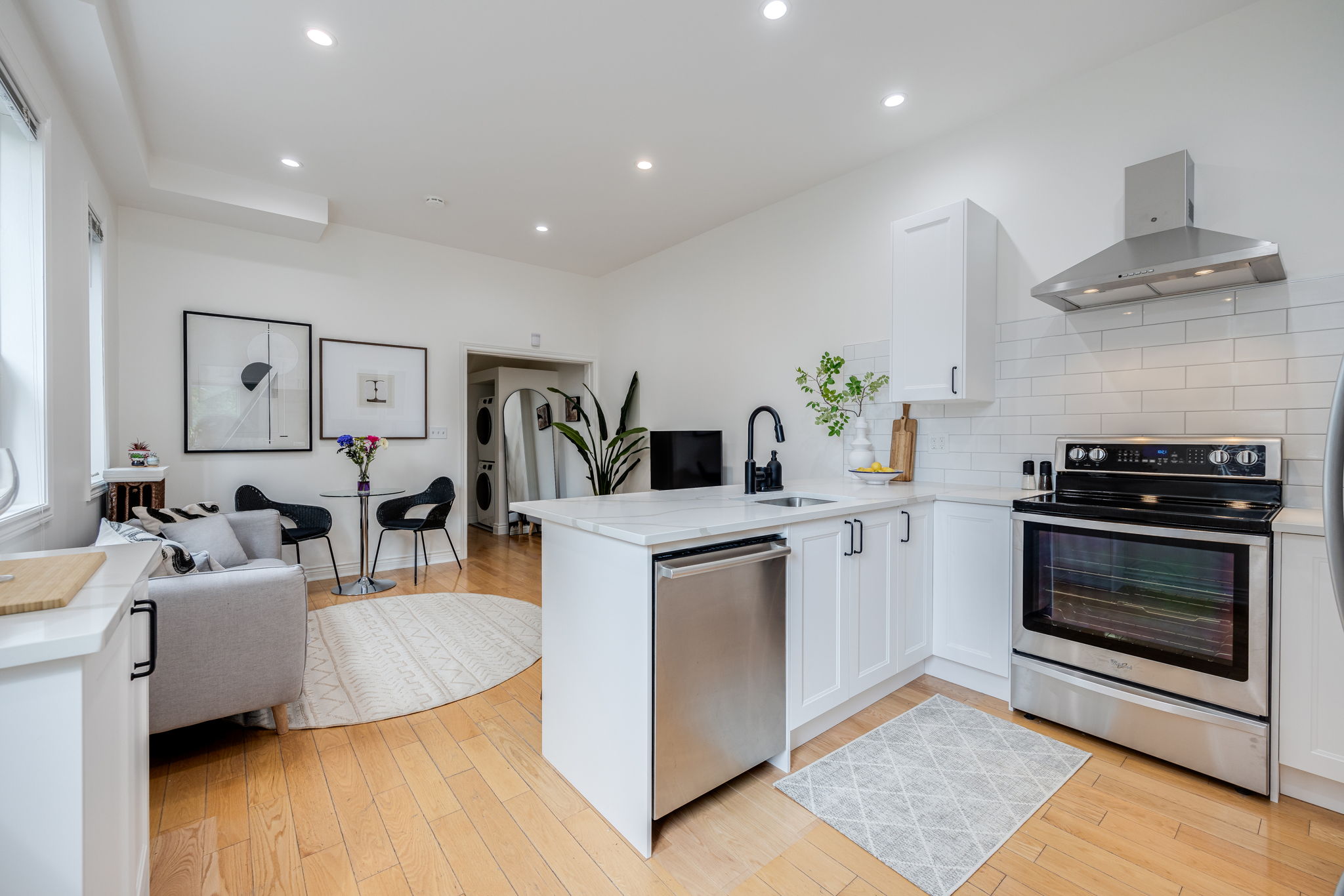 Toronto property showcase — delivered property photograph 18