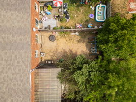  Photo 40