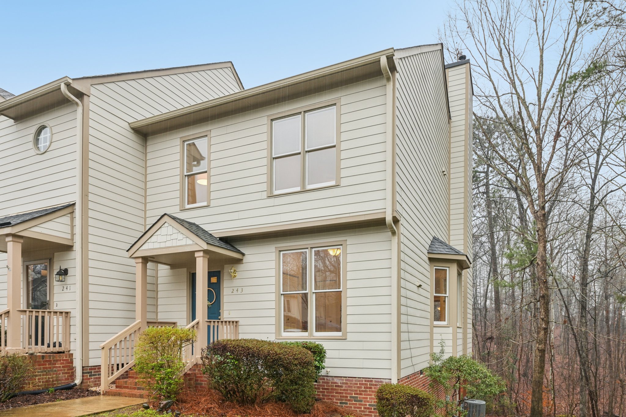 Windbyrne Dr-S2702-002r.jpg