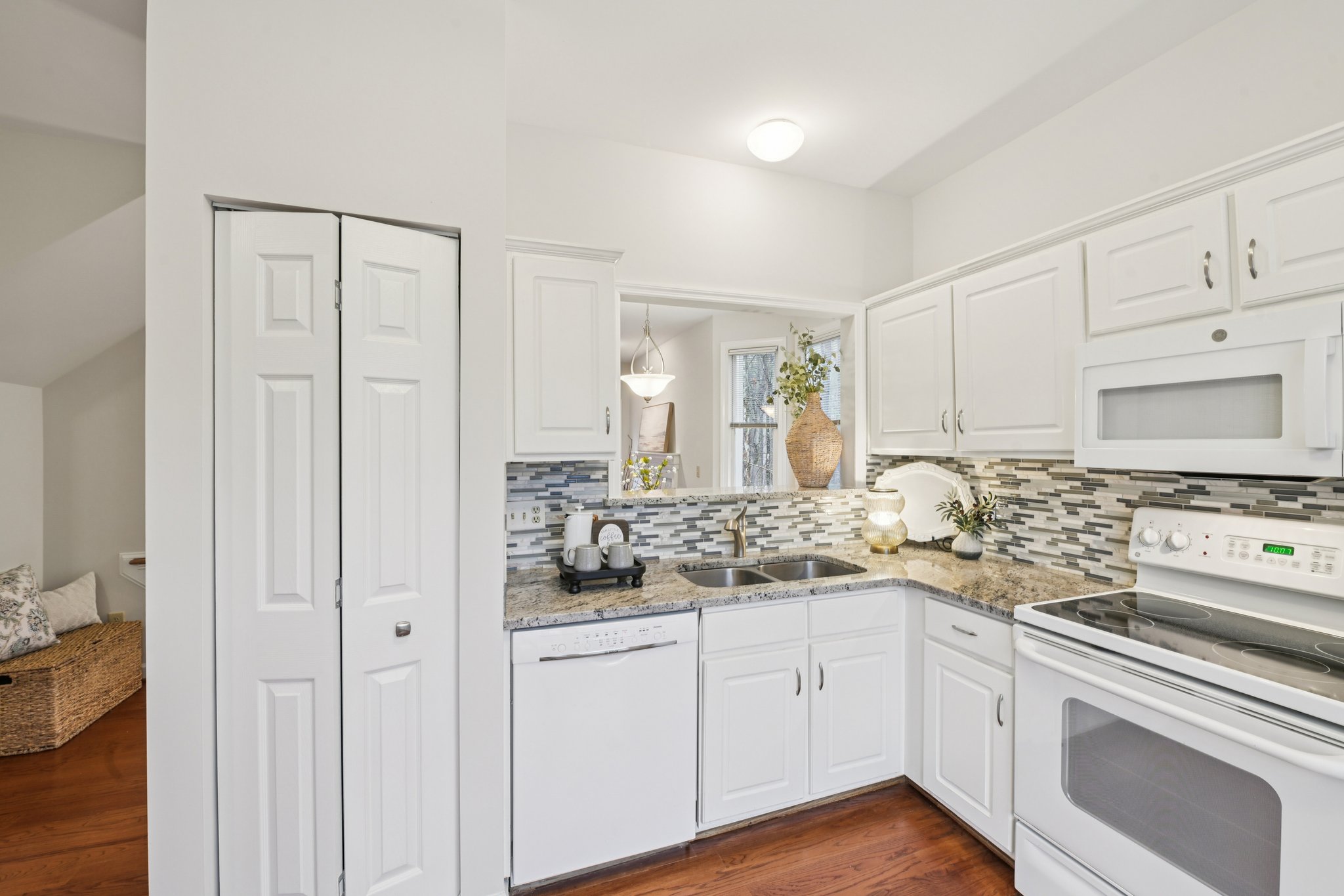 Windbyrne Dr-S2702-013r.jpg