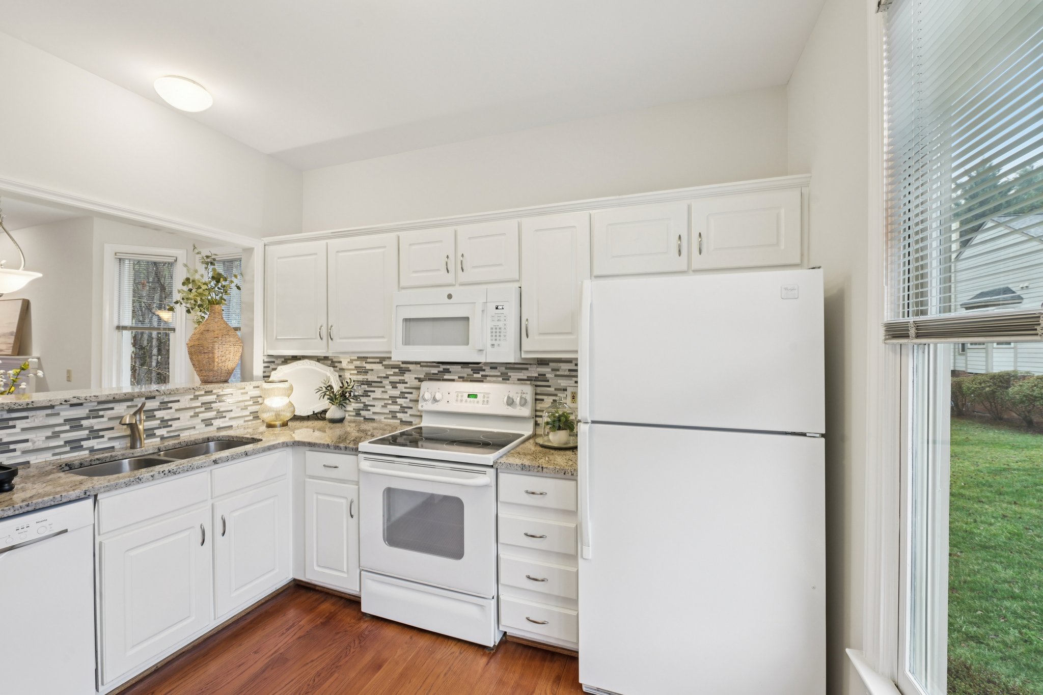 Windbyrne Dr-S2702-016r.jpg