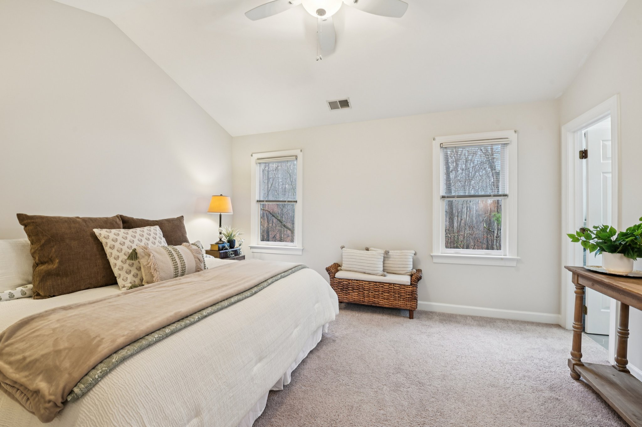 Windbyrne Dr-S2702-019r.jpg