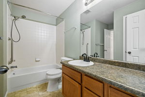  Photo 47