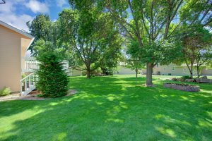  2430 Emerald Ln, Shakopee, MN 55379, US Photo 5