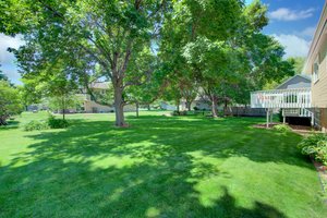  2430 Emerald Ln, Shakopee, MN 55379, US Photo 3