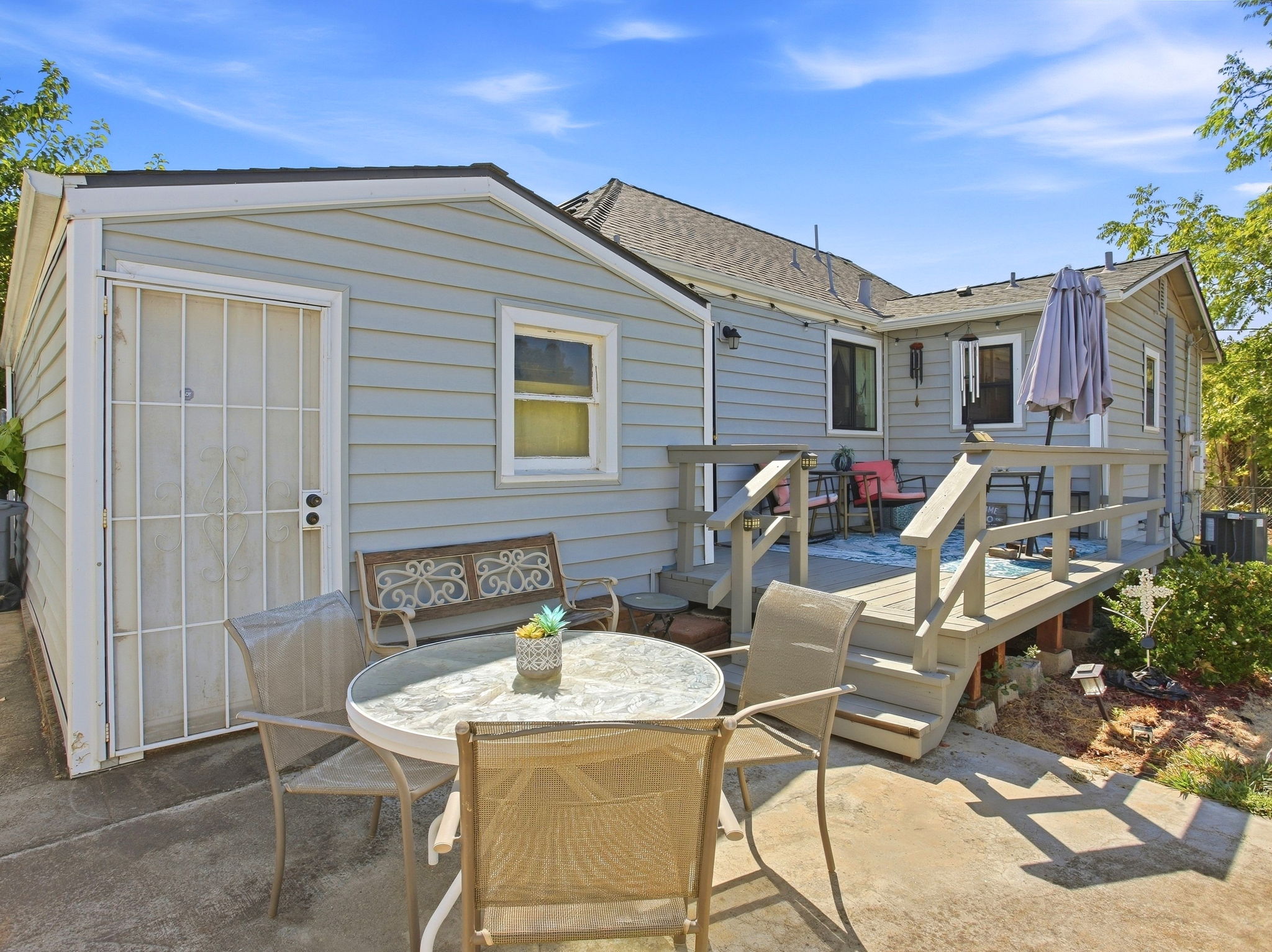  Photo 29