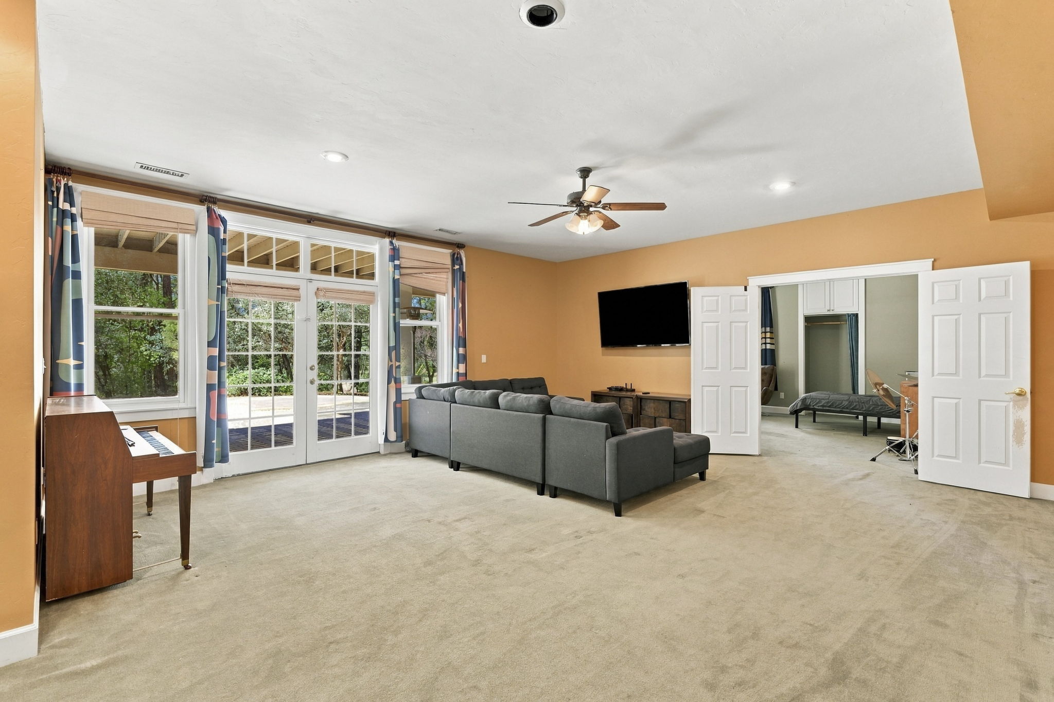 Family Room 2