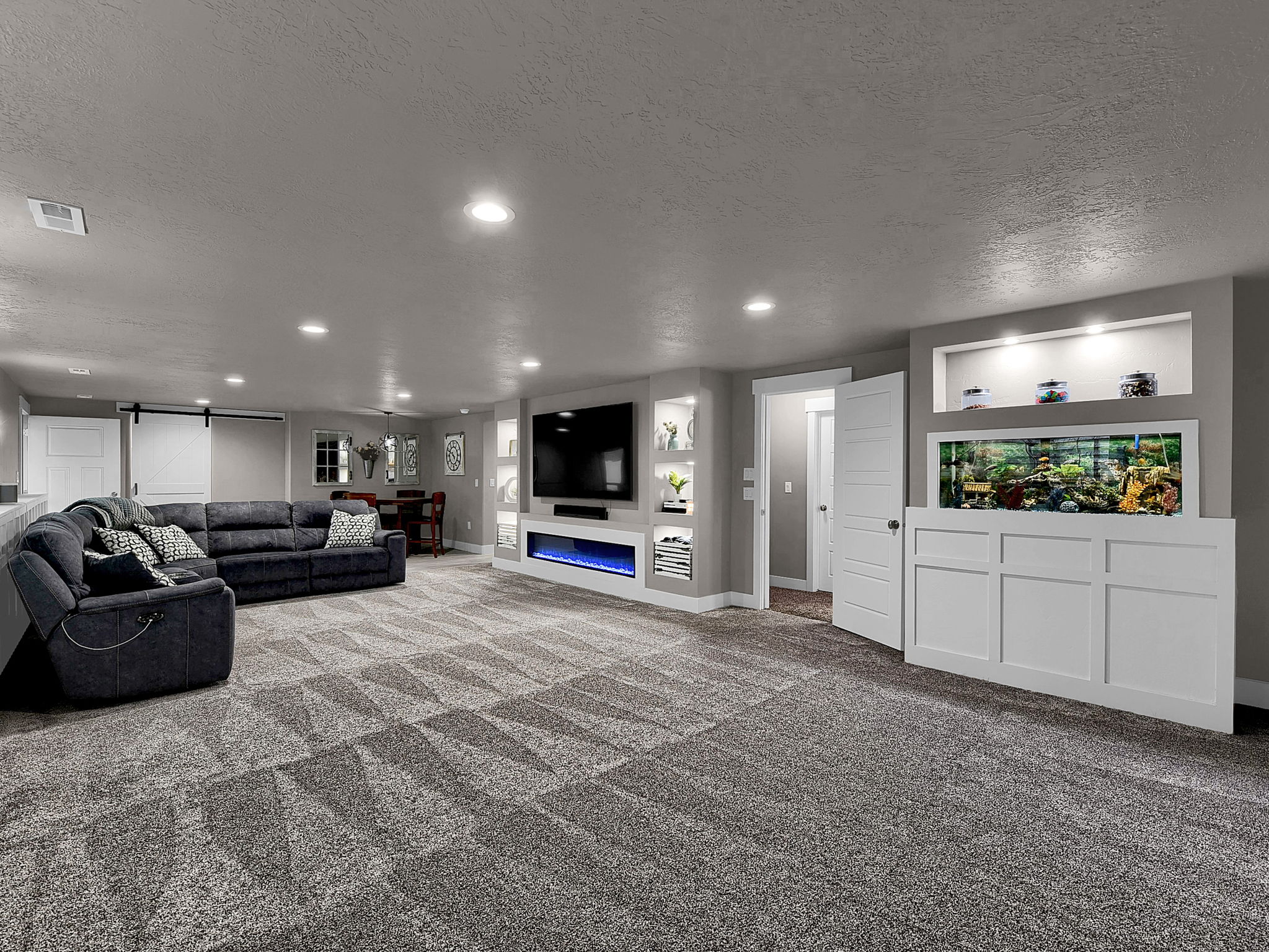  2430 2425 N, Farr West, UT 84404, US Photo 19
