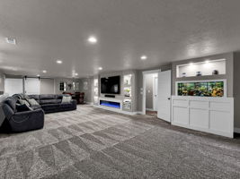  2430 2425 N, Farr West, UT 84404, US Photo 18